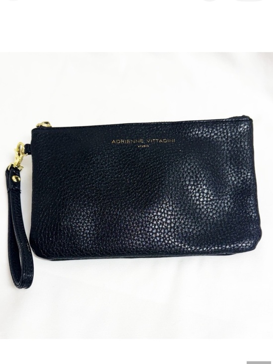 Adrienne Vittadini Handbags - ADRIENNE VITTADINI Black Leather Charging Case/Wristlet